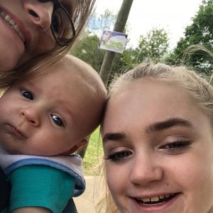 Meet your Posher, Crystal